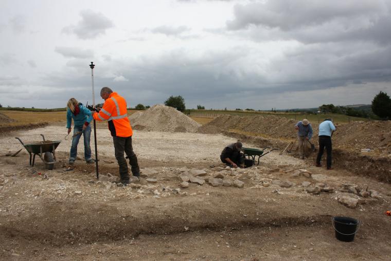 05 presse phototheque loppidum camp cesar fouilles 2014 cbazin